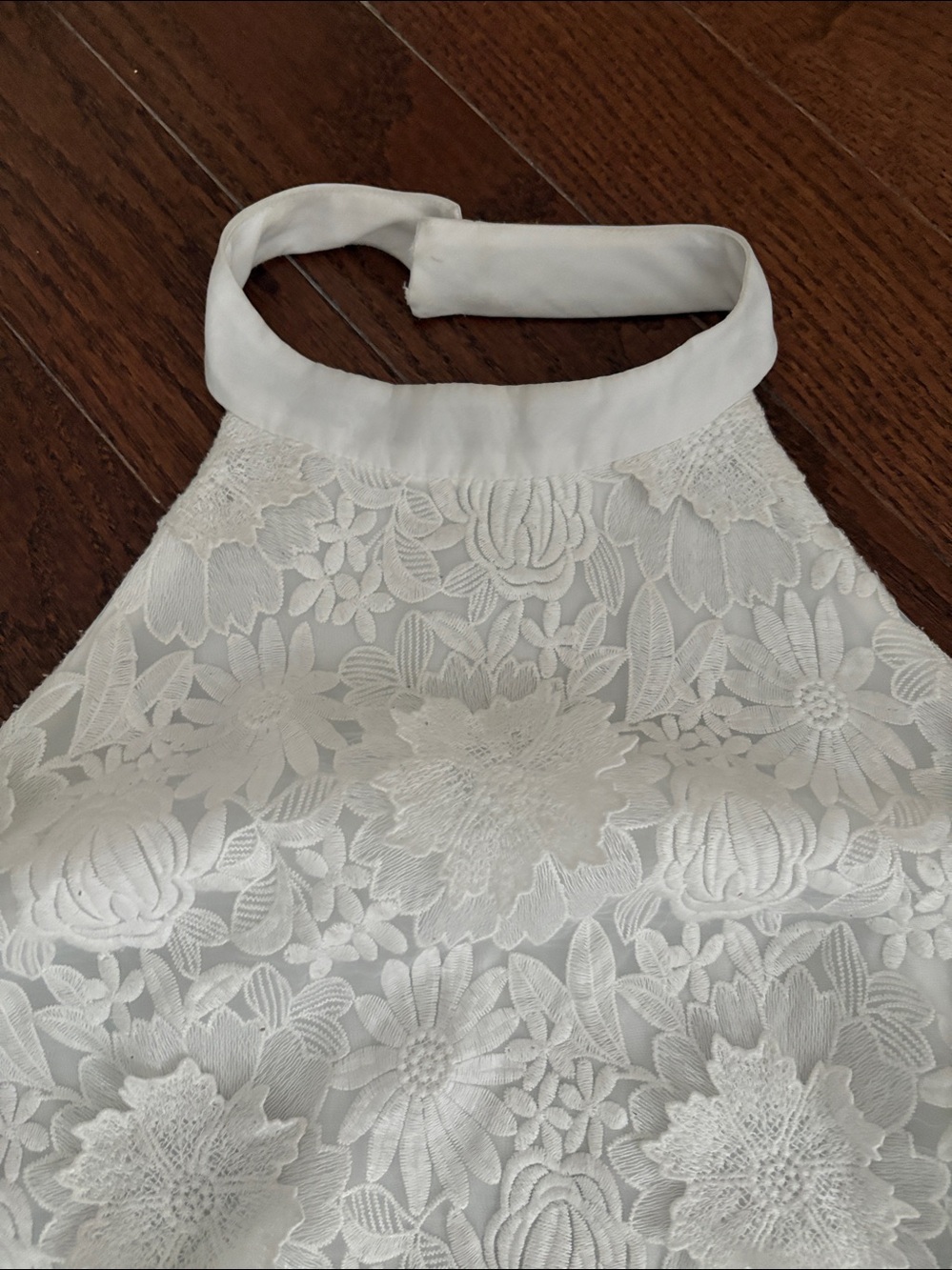 NWT Abercrombie & Fitch White Lace Appliqué Detail Dress - Picture 2 of 15